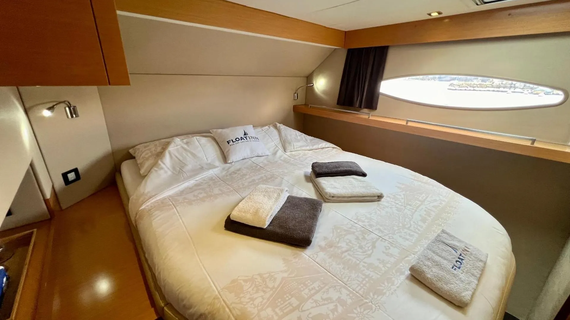 Floatinn Boat-Bnb Genève