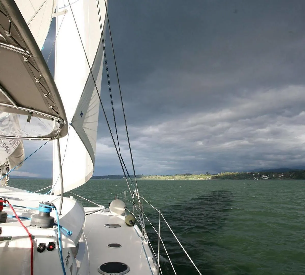 Floatinn Boat-Bnb Genève Suisse