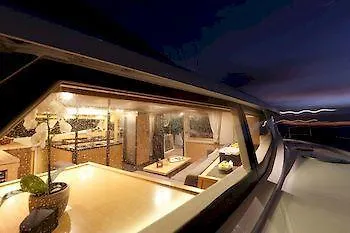 Floatinn Boat-Bnb Geneva