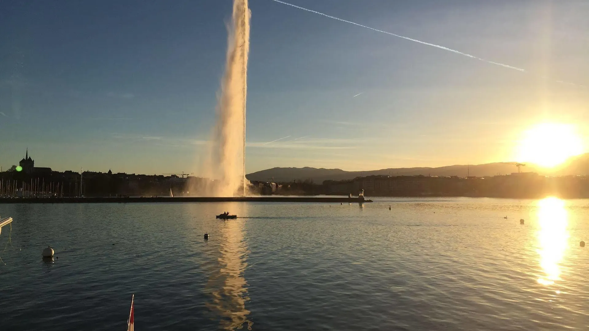 Floatinn Boat-Bnb Geneva 3*,
