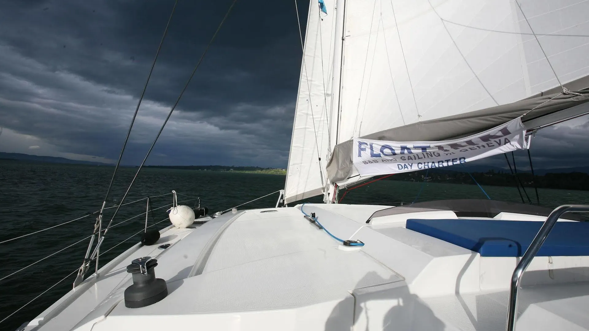 Floatinn Boat-Bnb Geneva 3*,  Switzerland